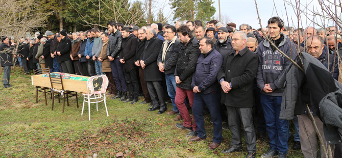 GENÇ KIZ YATAĞINDA ÖLÜ BULUNDU