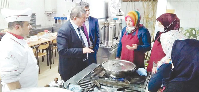 Kavak HEM'den aşçı yardımcılığı kursu