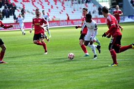 SAMSUNSPOR DEPLASMANDA ERİYOR