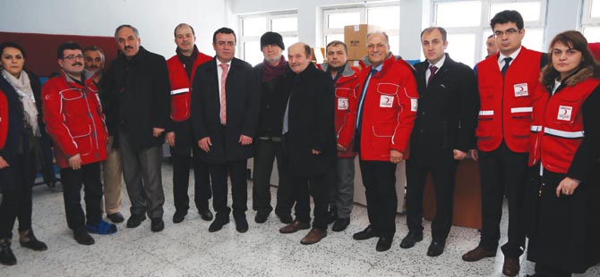 ATAKUM VE KIZILAY EL ELE