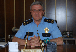 Emniyetten basına iftar