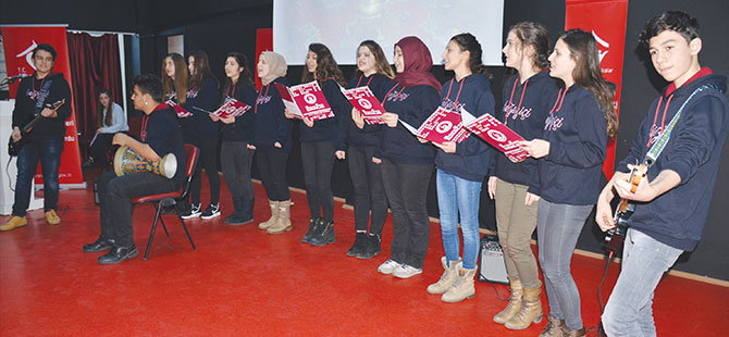 ŞİİR ve SEVGİ 19 Mayıs’ta BULUŞTU