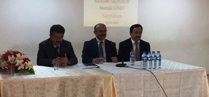 ÖĞRENCİLERE MESLEĞİNİ TANITTI