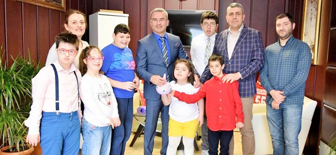 “ZİHİNSEL ENGELLİ ÇOCUKLARIMIZ GÖZ BEBEĞİMİZDİR”