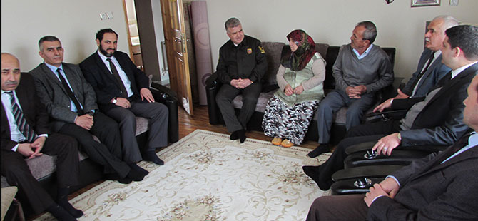 Kaymakam Gökpınar'dan şehit ailesine ziyaret