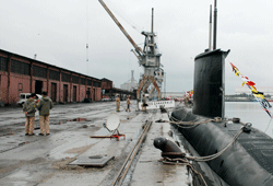 Denizaltına ziyaretçi akını