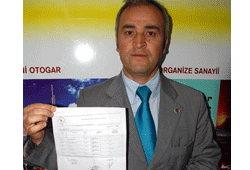 Kesici, kendini savundu