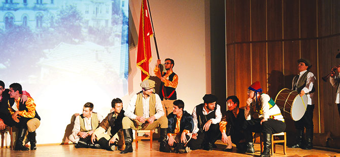 Terme’de Çanakkale Zaferi İçin Lirik Dans Gösterisi