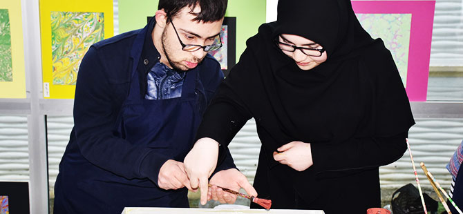 Atakum Aaihl Öğrencileri, Otizmli Çocuklarla El Ele