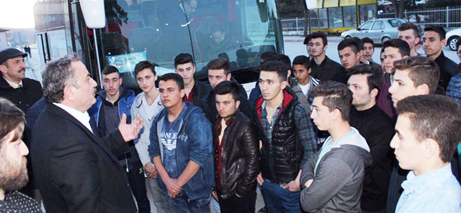 "Gençlik Şehitliğe Gidiyor" projesi