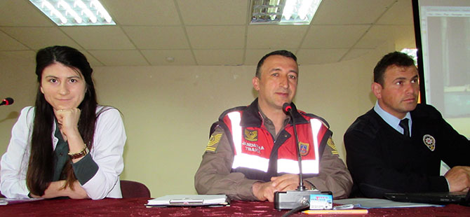 Kavak'ta muhtarlarla toplantı