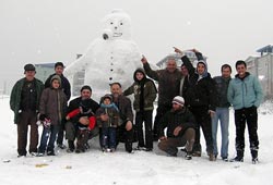 Esnaftan dev kardan adam