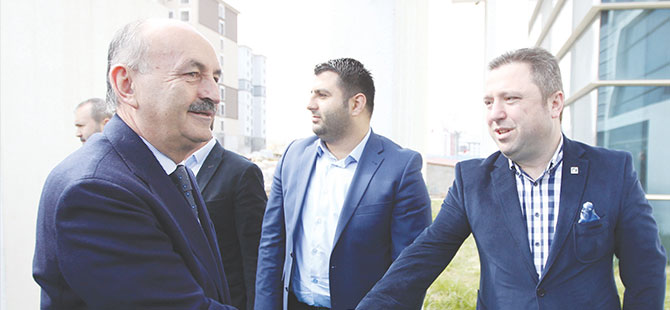 'İPİN UCU MİLLETİN ELİNDE OLMASIN İSTİYORLAR'