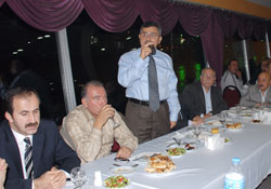 AK Partililer iftarda buluştu