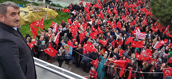 İlkadım ışıkları yaktı 'Evet' için 16 Nisan'ı bekliyor