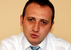 500 ünite kan topladı