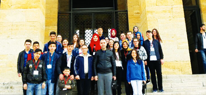 BÜYÜKLÜ ANADOLU LİSESİ ANKARADA