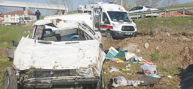 Samsun'da otomobil devrildi: 1 ölü, 1 yaralı