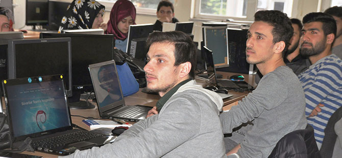 ÖMÜ Hacker Kampa Ev Sahipliği Yaptı