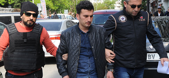 3 EMNİYET MENSUBUNA GÖZ ALTI