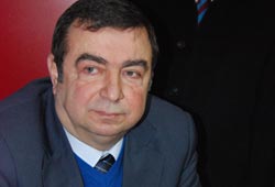Kalkavan mazbatayı bekliyor