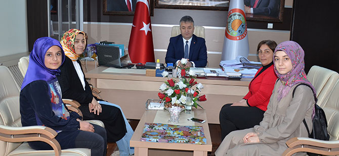 Başkan Amcalarına Sürpriz Hediye