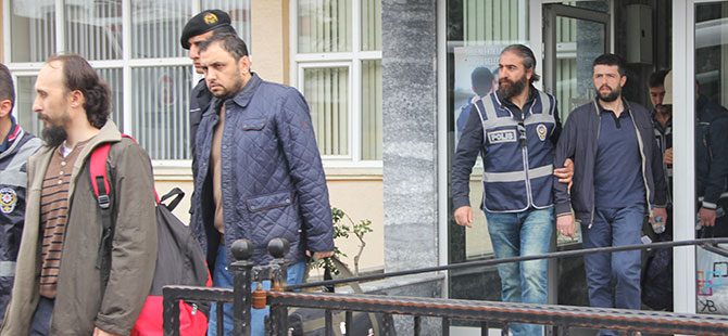 Samsun'da FETÖ'den 28 Kişiye Gözaltı