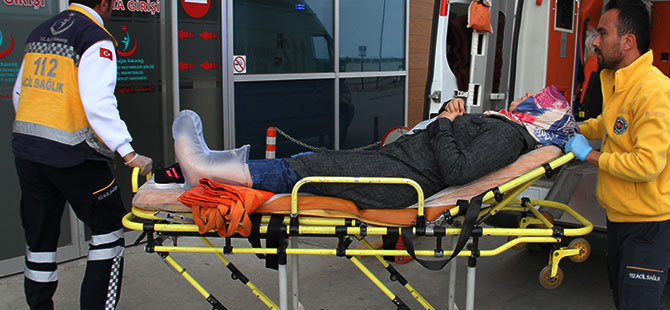 Otomobil oyun parkın'da anneye çarptı