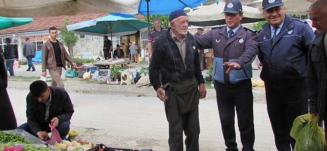 Ladik zabıtasından pazar denetimi