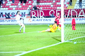 İZMİR SAMSUNSPOR'A UĞURLU GELİYOR