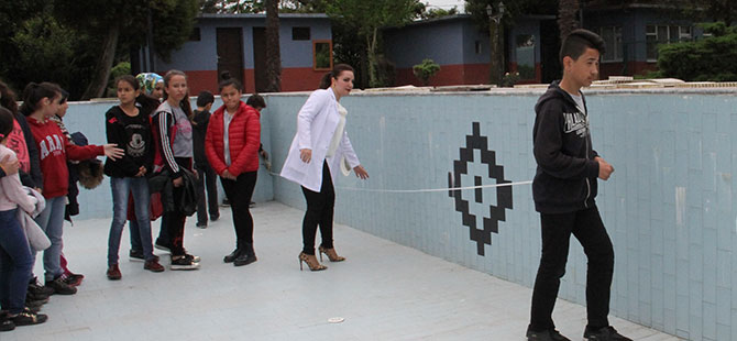 Havuz problemini "havuzda" çözüyorlar