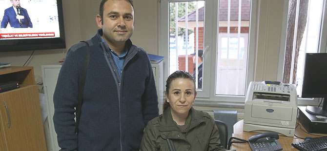 Yolda bulduğu parayı polise teslim etti