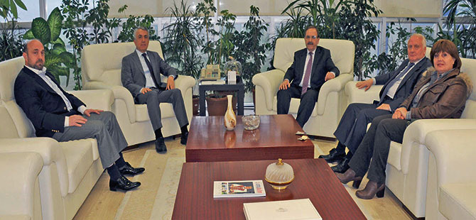 REKTÖR BİLGİÇ’E TARİHİ ZİYARET