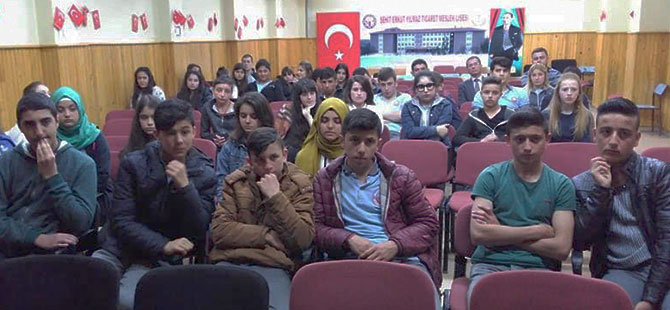 LİSE ÖĞRENCİLERİ GAZİLERLE BULUŞTU