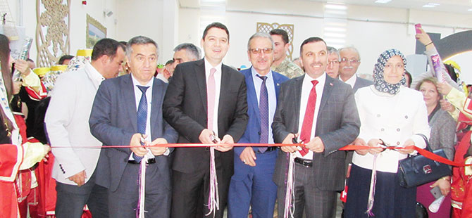 Kavak Halk Eğitim Merkezi yıl sonu sergisi