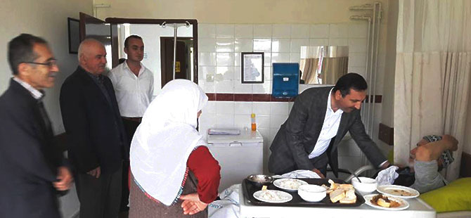 Başkan Sarıcaoğlu'ndan Hasta Ziyareti