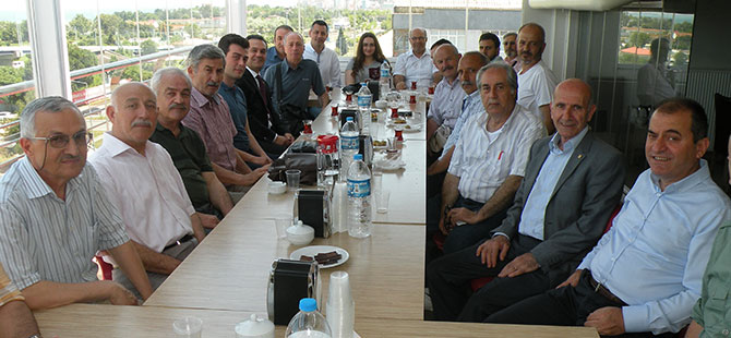 BERABERLİK İÇERİSİNDE BAYRAM KUTLAMASI