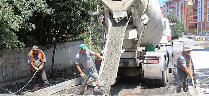 Tekkeköy’de yol konforu artıyor