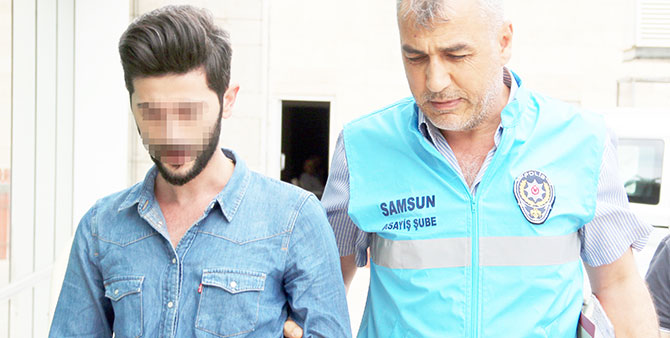 Ayrıldığı kız arkadaşını bıçakladı