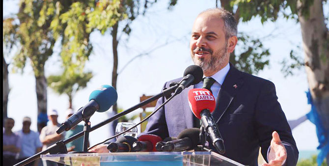 DEMOKRASİYİ SİZDEN ÖĞRENECEK DEĞİLİZ!