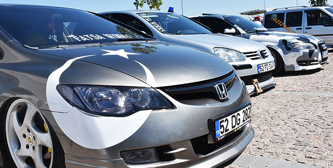 Modifiye tutkunları Samsun'da buluştu 