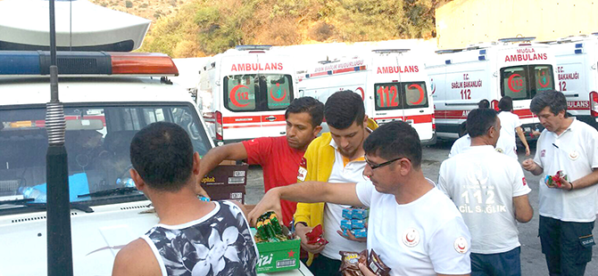 Kızılay, depremzedelerin yardımına koştu