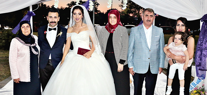 Gülay ve Emrah bir ömür boyu "Evet" dedi