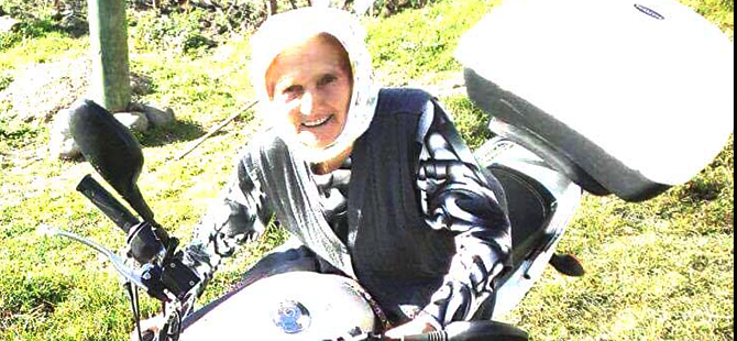 Fındık bahçesinde yaktığı ateşte yanarak öldü