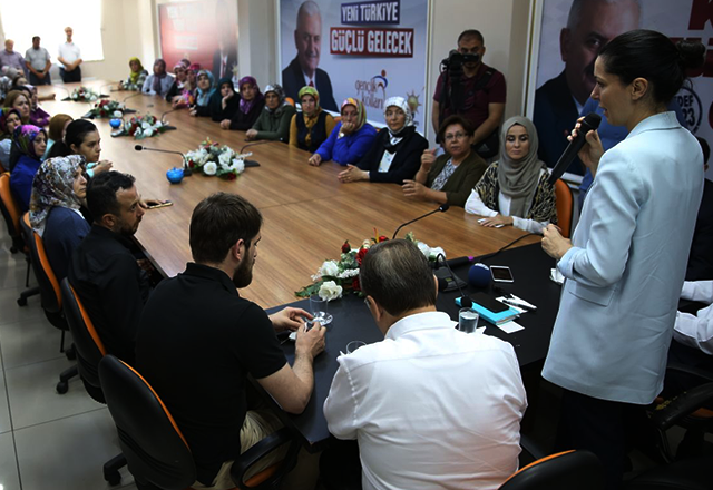 Karaaslan:Muhalif olmak önemli bir iştir