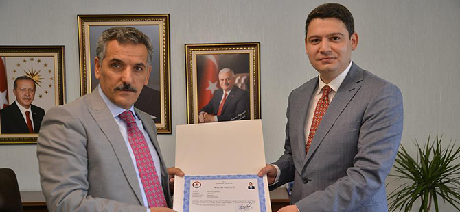 KAYMAKAMA BAŞARI BELGESİ