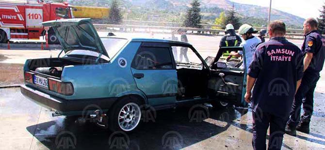 OTOMOBİL ALEV ALDI