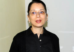 Lens kullanıcıları biliçlendirilmeli"