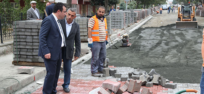 YOL ÇALIŞMALARI HIZLA DEVAM EDİYOR