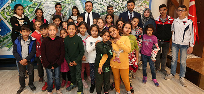 HER MAHALLEYE AYNI YAKINLIKTAYIZ